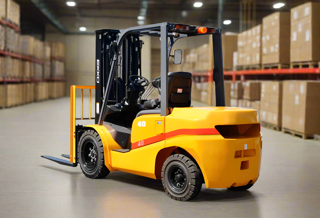 EKKO EK25D | Diesel Forklift | 4 Wheel | 5000 lbs Capacity | Solid Pneumatic Tires
