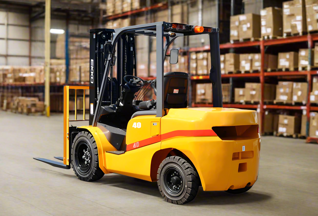EKKO EK35D | Diesel Forklift | 4 Wheel | 7000 lbs Capacity | Solid Pneumatic Tires